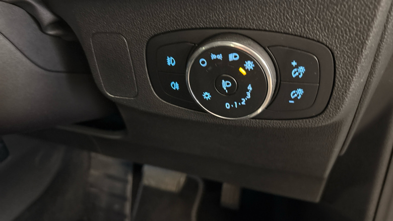 Ford Focus 1.0 EcoBoost Hybrid mHEV Active Vign 5dr Auto Petrol Hatchback